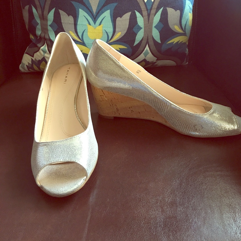 Tahari Metallic and Cork Open-toe Wedges size 9M